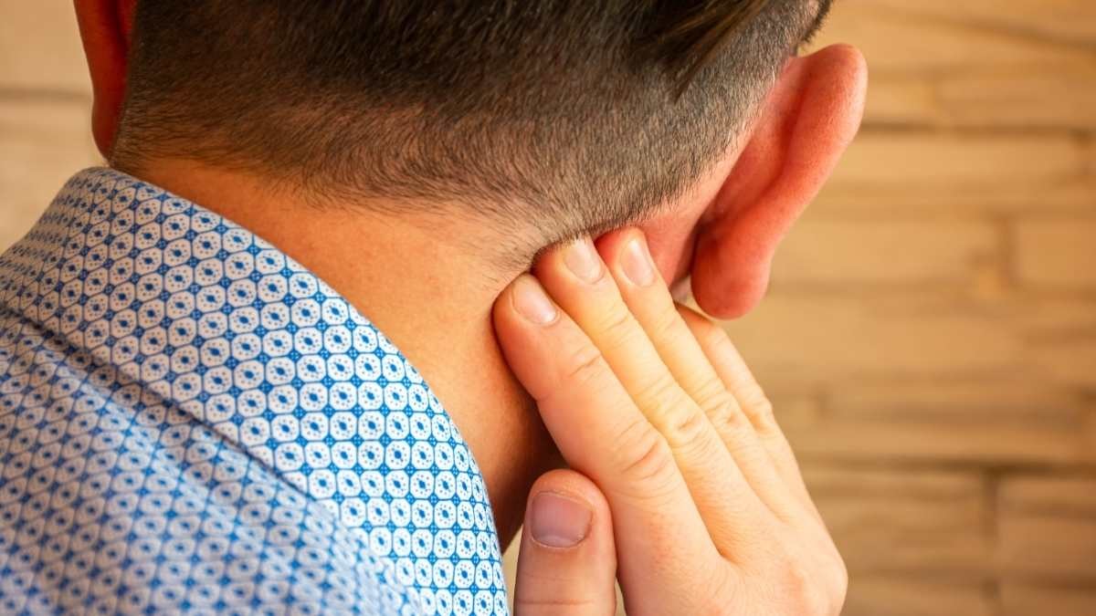 sakit kepala sebelah kanan atas sampai telinga 5